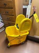 Rubbermaid Mop Bucket