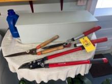 Loppers and Clippers with Wood Box
