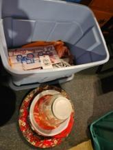 Tote with signs, platters