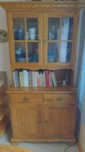 Kitchen Oak 2 door Hutch