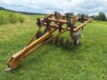 Taylor way 5 shank chisel plow