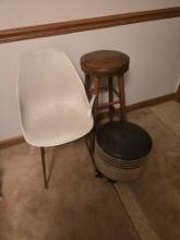 Mid Century Modern Plastic Chair, Atool and Flight Circulators