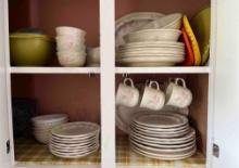 Pfaltzgraff dish set, assorted kitchen items