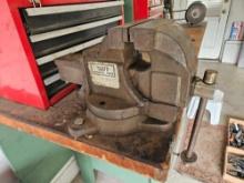 Craft Industrial Tools No. 4 Bench Vise & Bench Grinder
