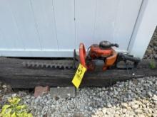 Tanaka Industrial THT200 gas hedge trimmer