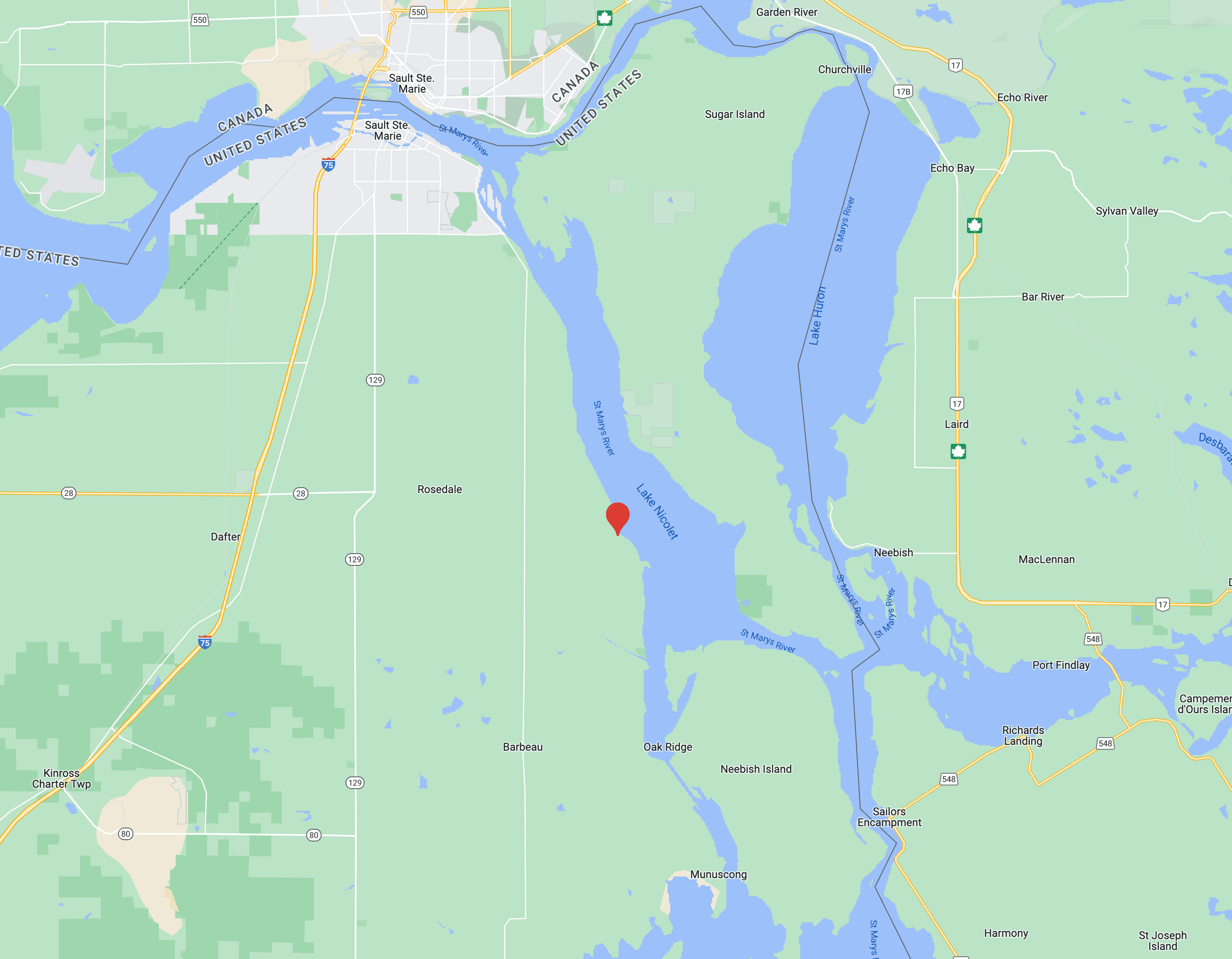 Waterfront Gem: Chippewa County's Hidden Paradise!