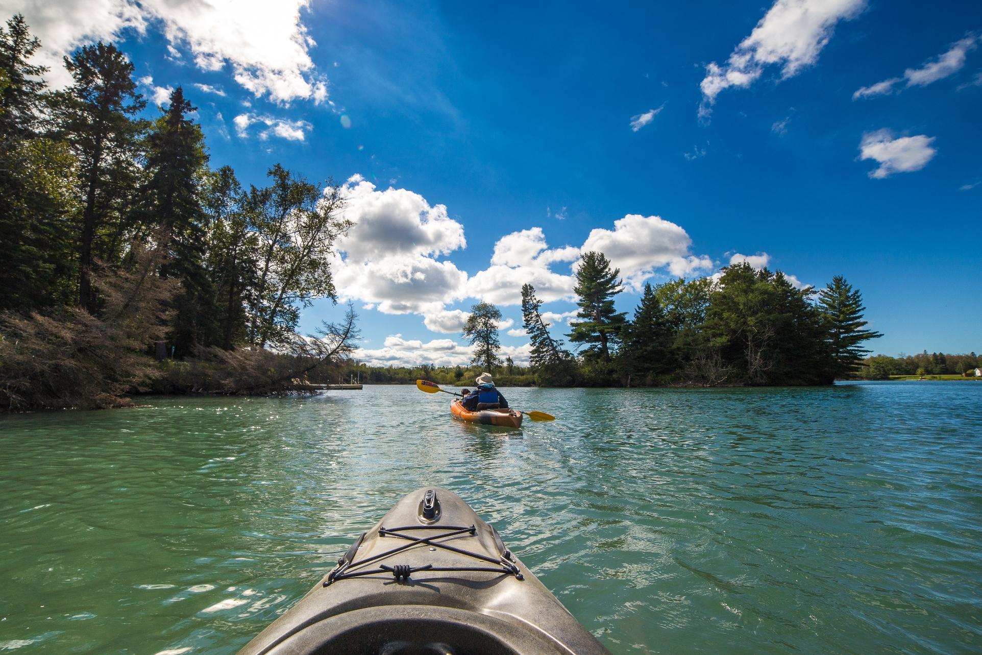 Waterfront Gem: Chippewa County's Hidden Paradise!