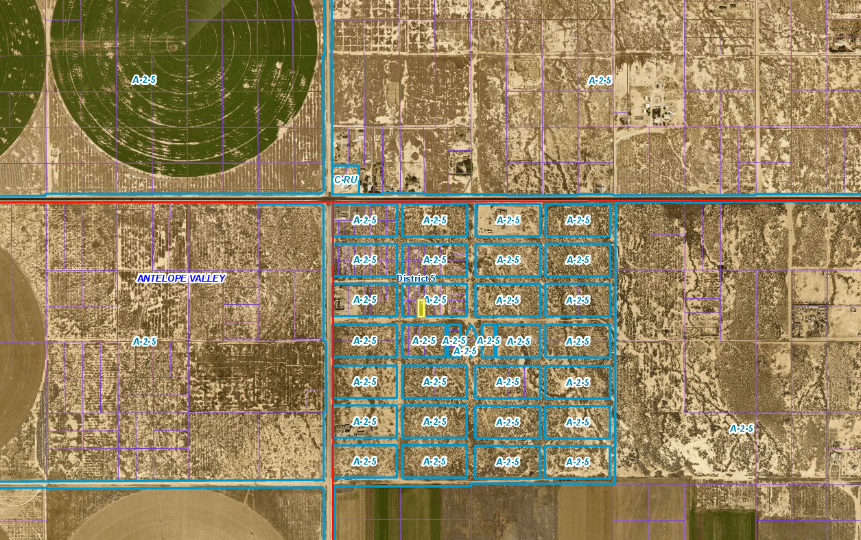 Easy Road Access to this LA County Lot!