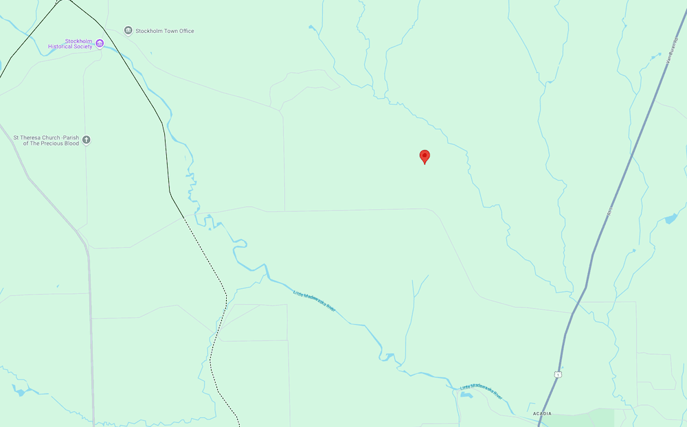 43 Acres in Maine!