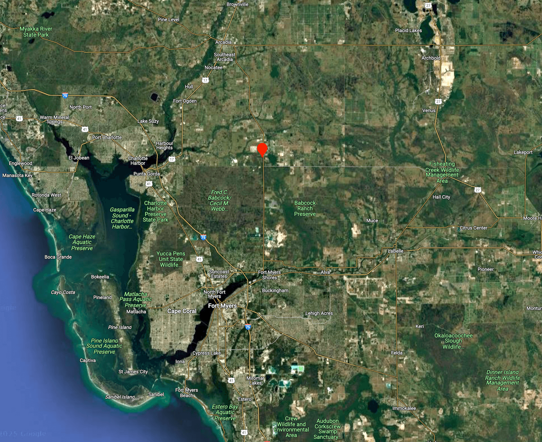 Charlotte County, Florida: Scenic Land Along Shell Creek!