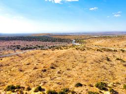 Your Private Oasis in LA County, California: 5+ Acres of Pure Serenity!