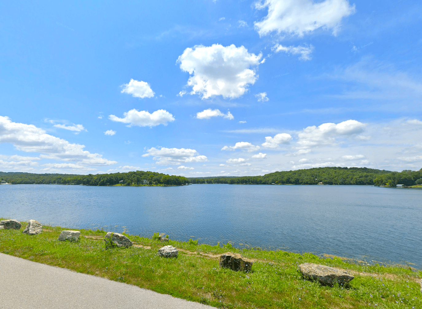 Fulton County, Arkansas: Buildable Lot in Peaceful Cherokee Village!