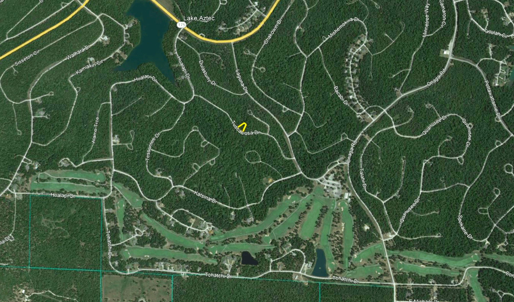 Discover Arkansas: Buildable Lot Nestled Between the Lake and Golf Course!