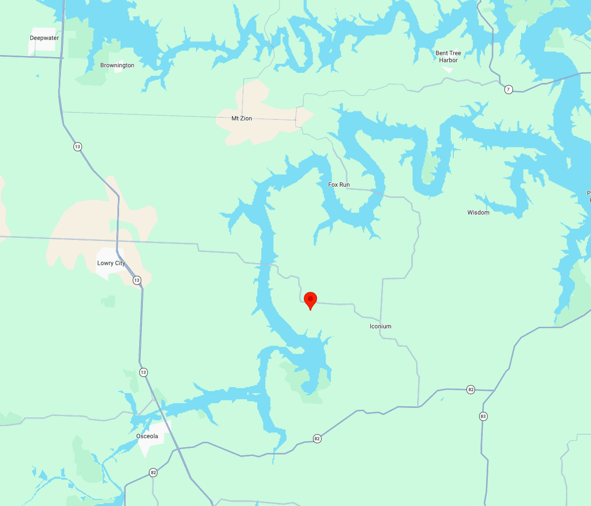Twin Oaks Harbor: Missouri's Camping Community!