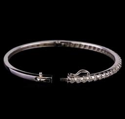 14KT White Gold 1.93 ctw Diamond Bangle Bracelet