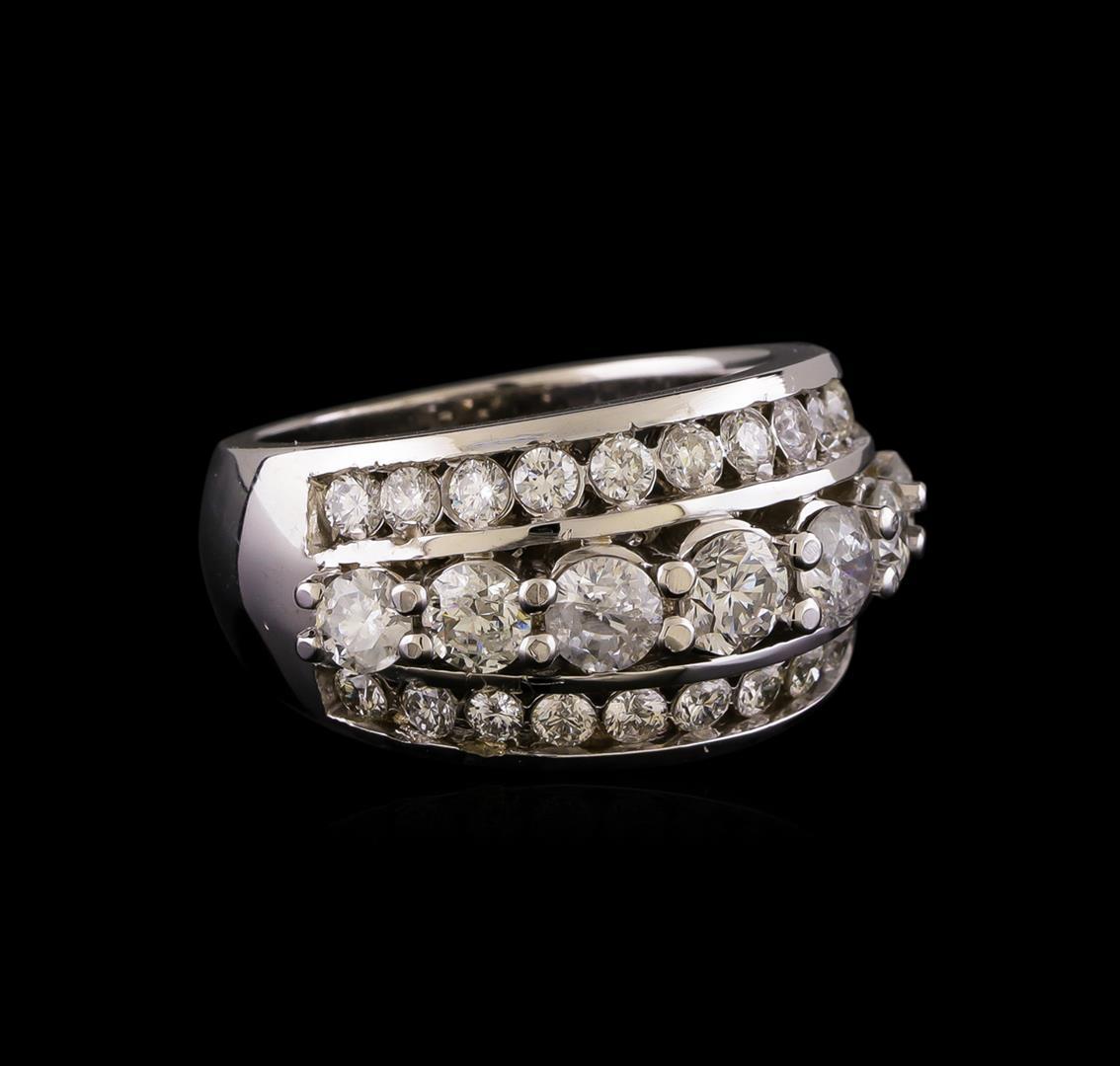 14KT White Gold 1.95 ctw Diamond Ring