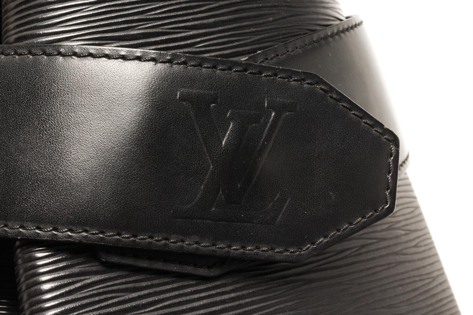 Louis Vuitton Black Epi Leather Sac Depaule Shoulder Bag