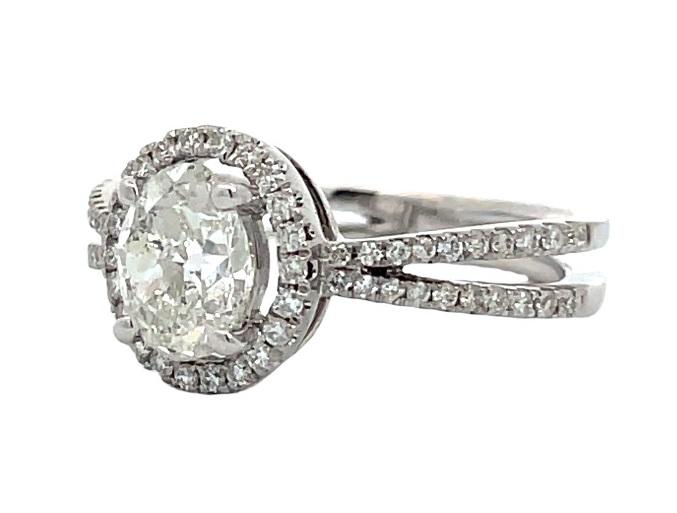 1.30 ctw Diamond Ring - 14K White Gold