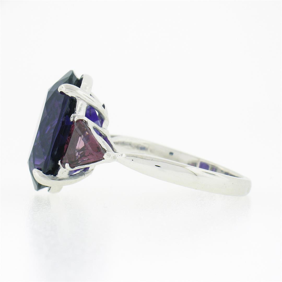 Vintage 18K Gold Large Oval Amethyst w/ Trillion Rhodolite Garnet 3 Stone Ring