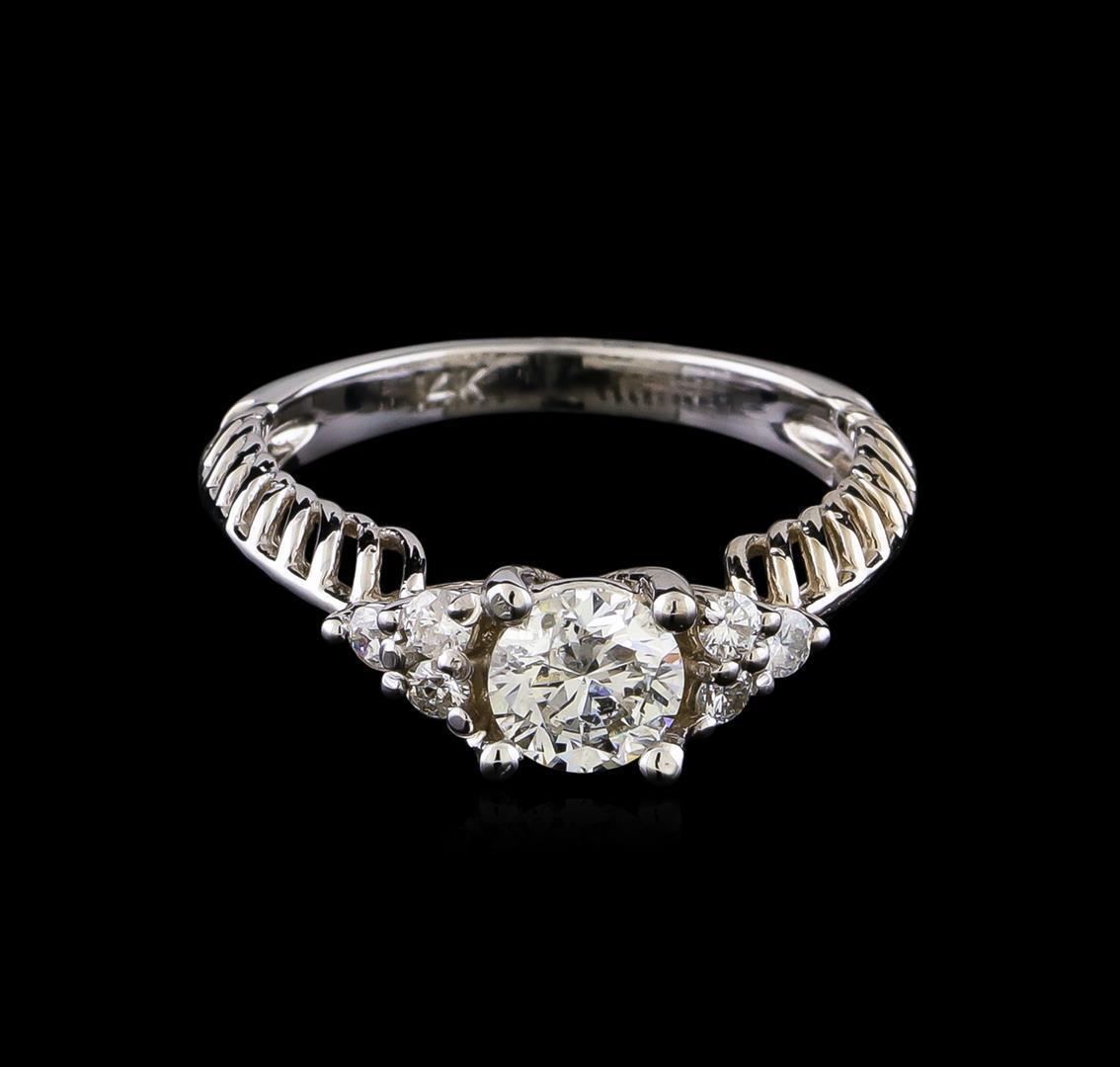 0.90 ctw Diamond Ring - 14KT White Gold