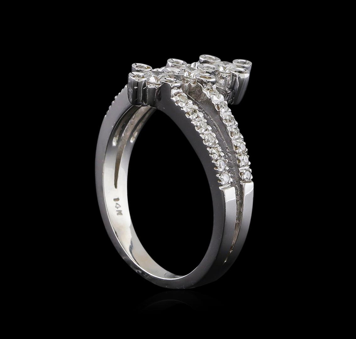 0.37 ctw Diamond Ring - 14KT White Gold