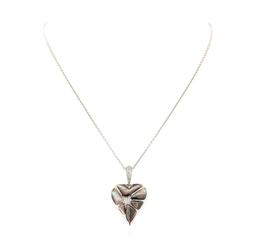 0.17 ctw Diamond and Mother of Pearl Pendant And Chain - 14KT White Gold