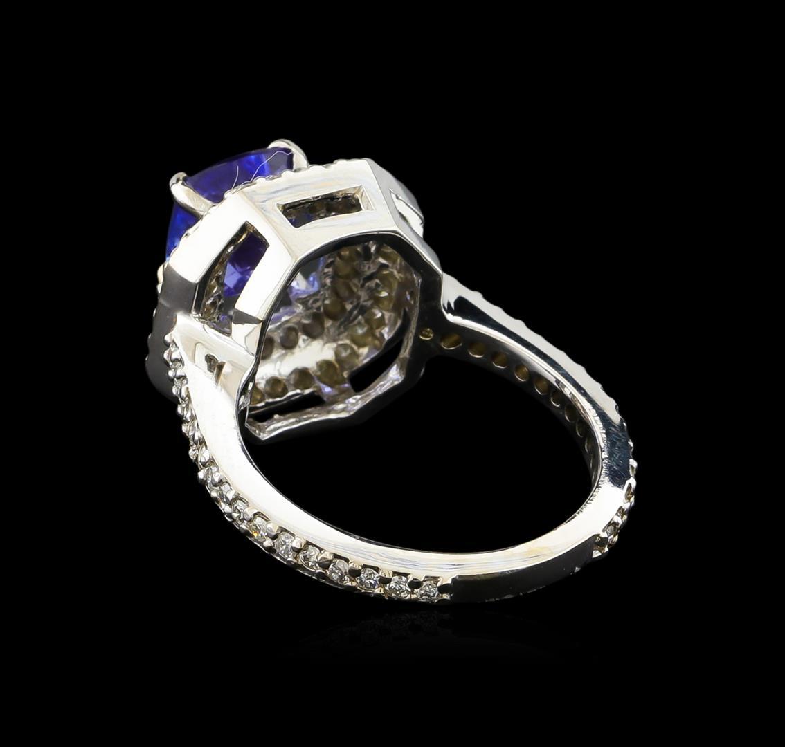 14KT White Gold 2.00 ctw Tanzanite and Diamond Ring