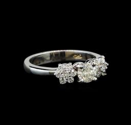 0.86 ctw Diamond Ring - 14KT White Gold