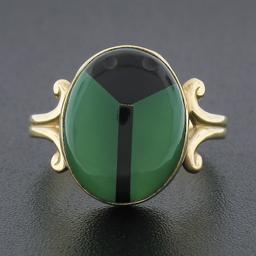 Vintage 14K Gold Oval Bezel Inlaid Chrysoprase & Black Onyx Scarab Beetle Ring