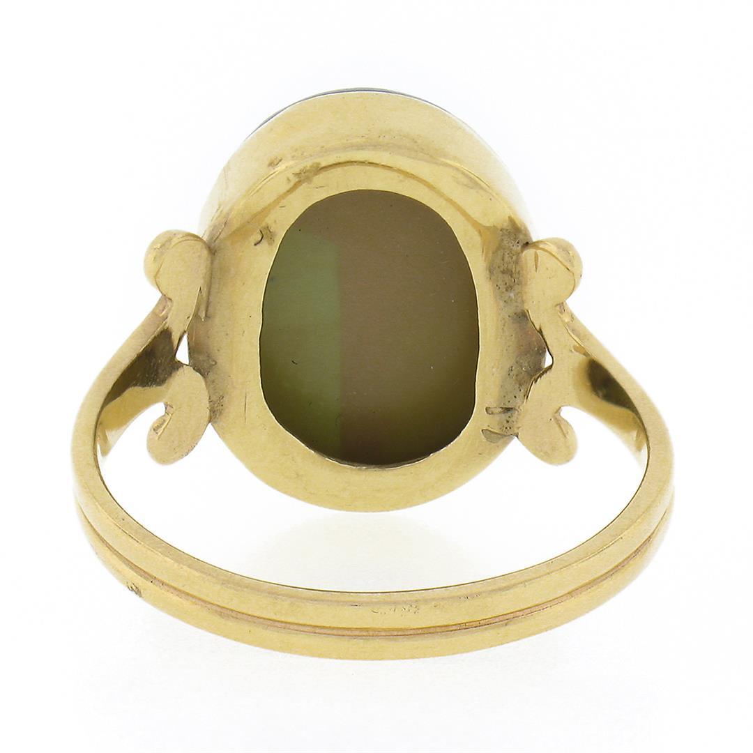 Vintage 14K Gold Oval Bezel Inlaid Chrysoprase & Black Onyx Scarab Beetle Ring