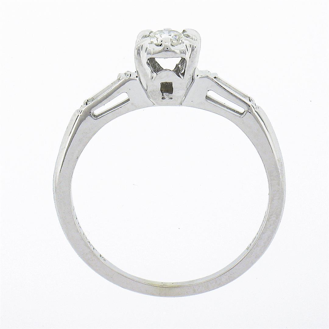 Vintage 14k Gold Illusion Prong Diamond & Baguette Sides 3 Stone Engagement Ring