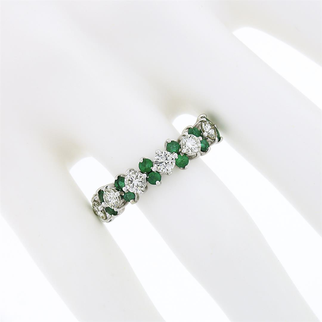 Vintage 18K White Gold 1.7 ctw Prong Large Round Diamond Emerald Wedding Band Ri