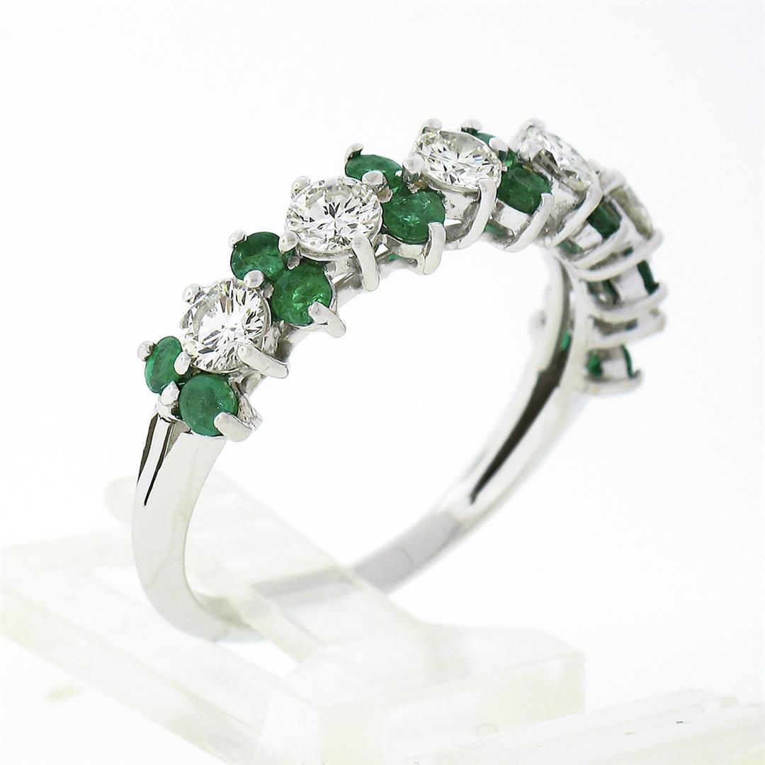 Vintage 18K White Gold 1.7 ctw Prong Large Round Diamond Emerald Wedding Band Ri