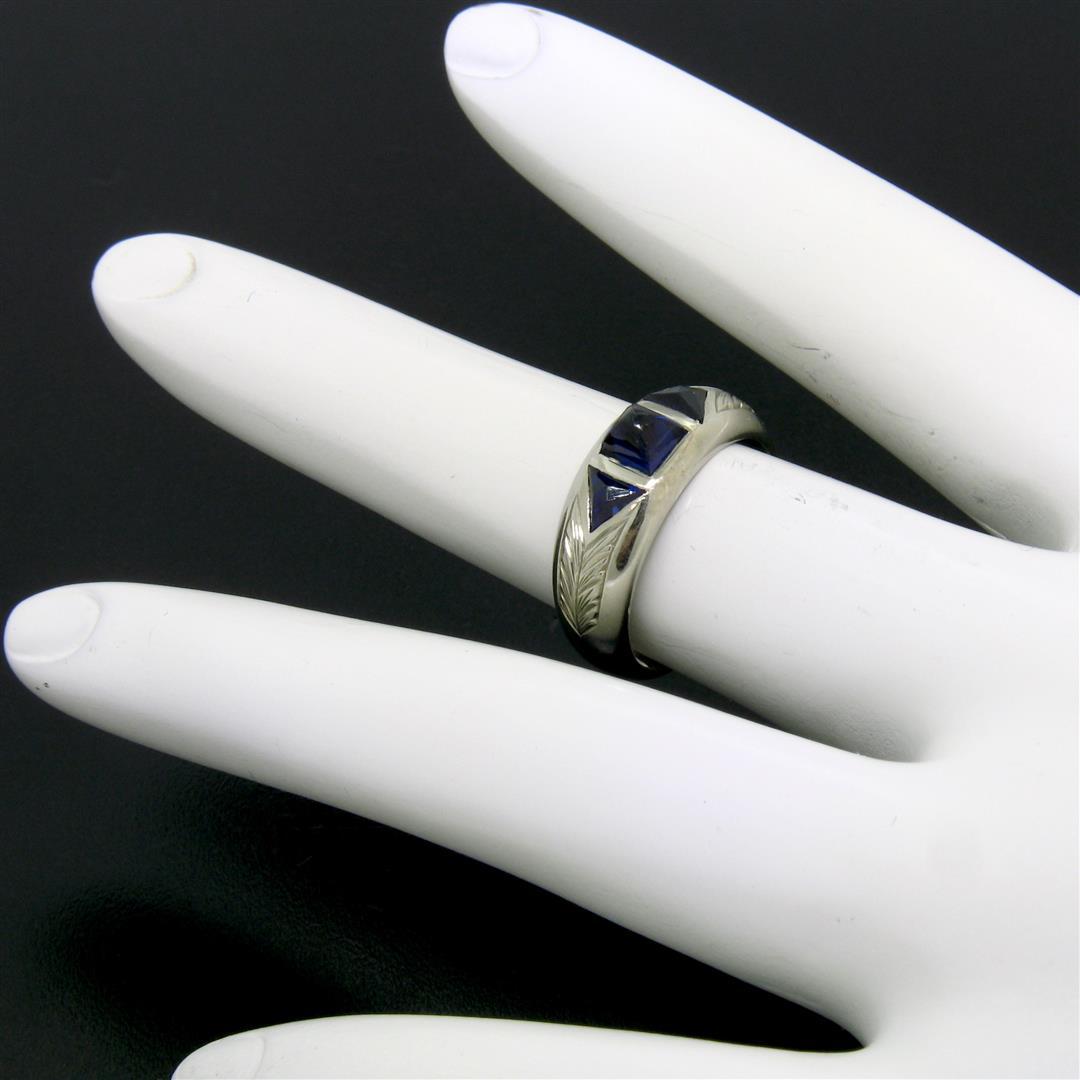 Antique Art Deco 18k Gold .90 ctw Sugarloaf Trillion Sapphire Etched 3 Stone Rin