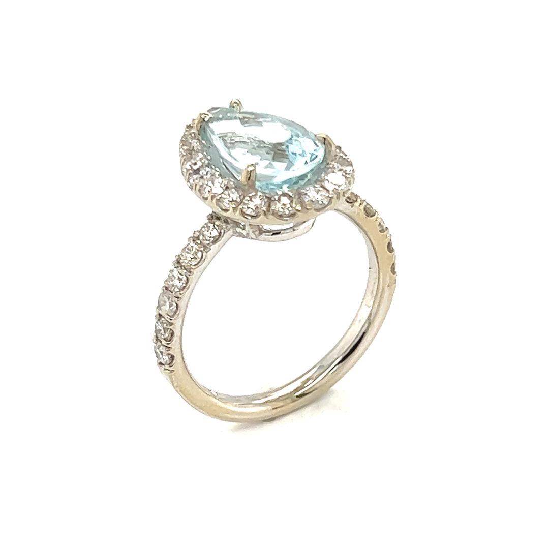 2.50 ctw Aquamarine & Diamond Ring - 14KT White Gold