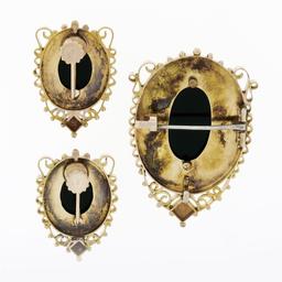 Antique Victorian 14k Gold Oval Black & White Carved Cameo Brooch & Earrings Set