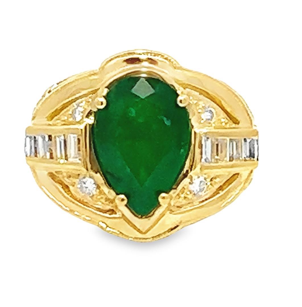 2.64 ctw Emerald and 1.50 ctw Diamond Ring - 18KT Yellow Gold