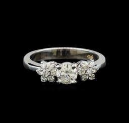 0.86 ctw Diamond Ring - 14KT White Gold