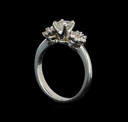 0.86 ctw Diamond Ring - 14KT White Gold