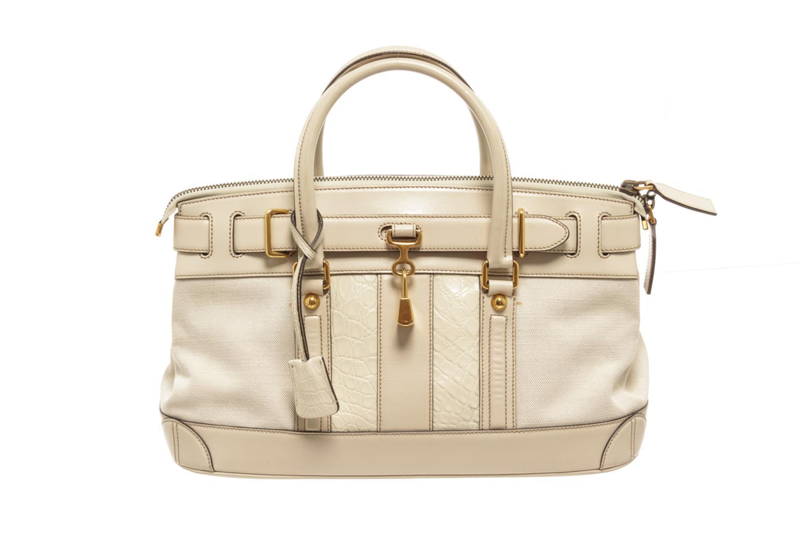 Gucci White Leather Lock Shoulder Bag