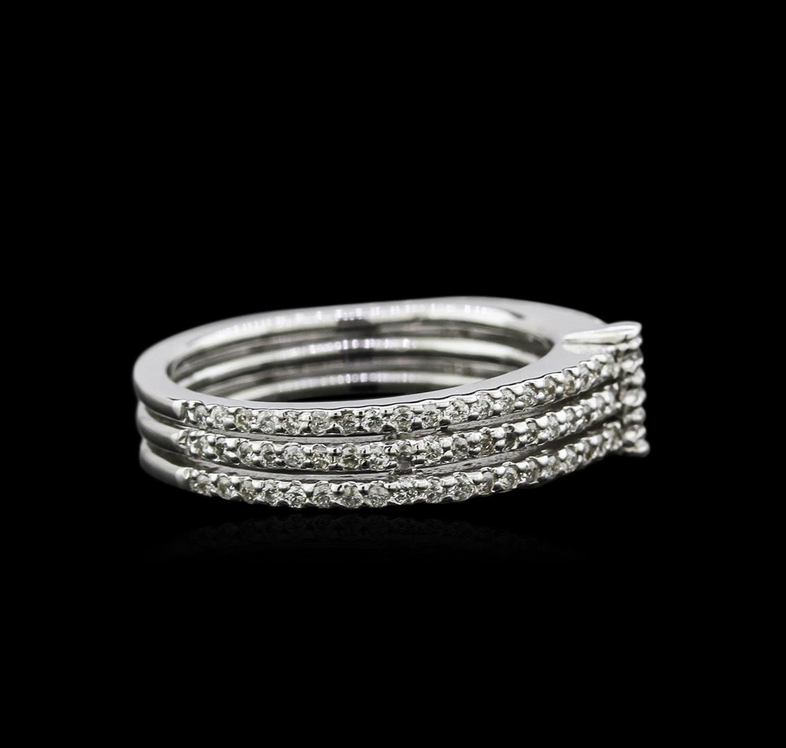 0.52 ctw Diamond Ring - 14KT White Gold