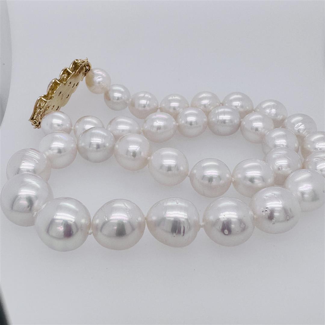 Pearl and Diamond Necklace - 14KT Yellow Gold