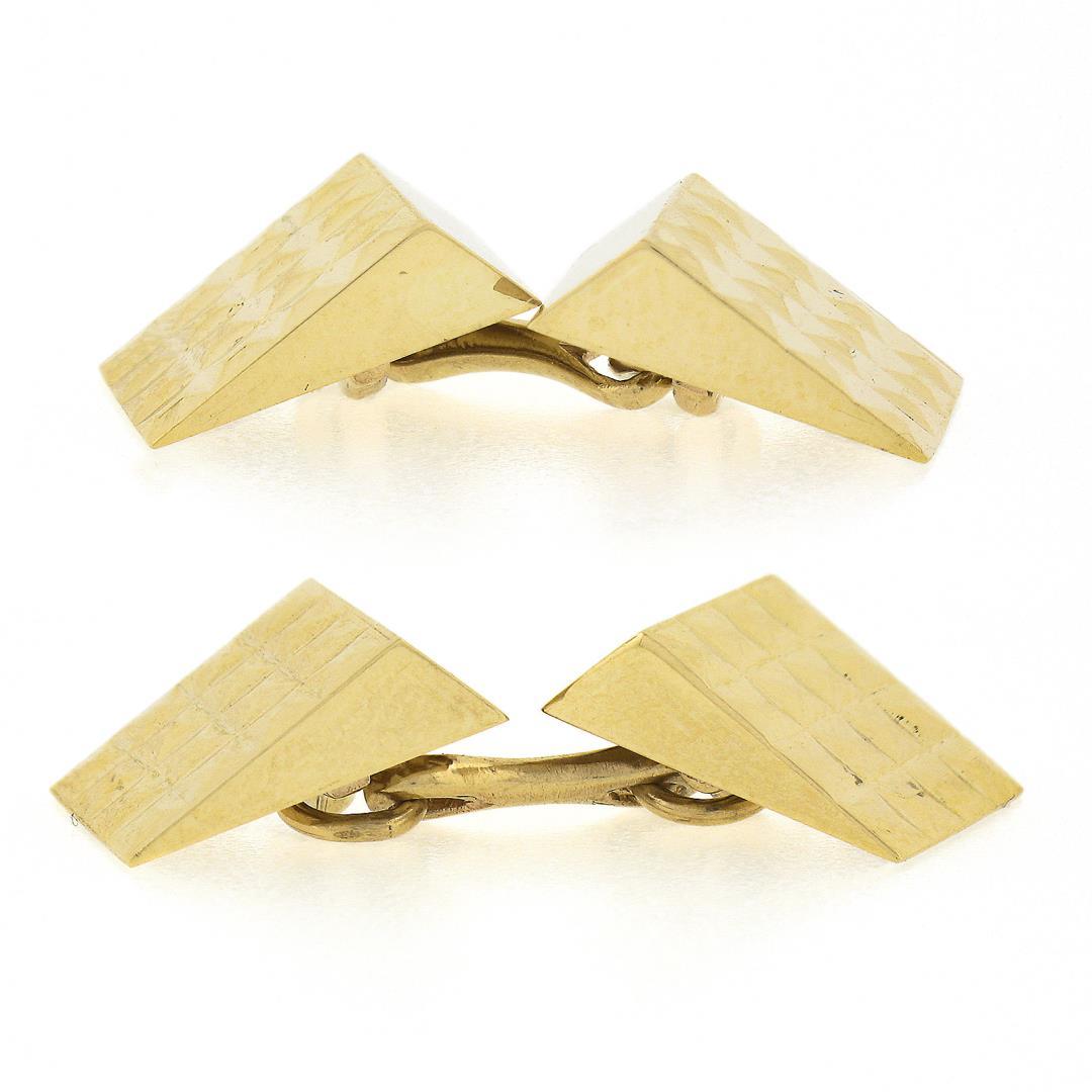 Vintage Solid 14k Yellow Gold Polished Finish Pyramid Textured Square Cuff Links