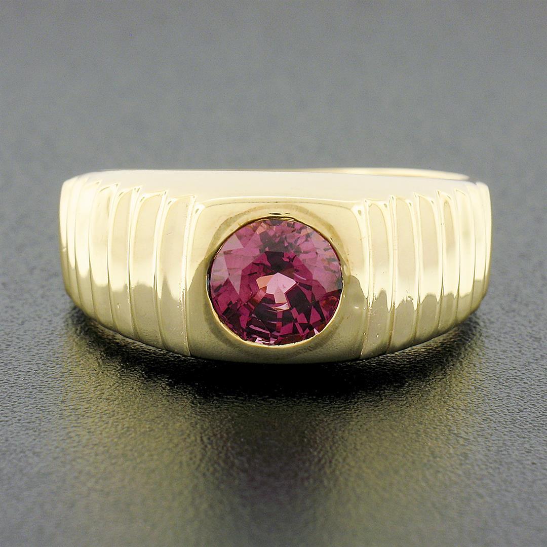 Mens 14k Gold 1.50 ctw Round Burnish Bezel Rhodolite Garnet Solitaire Grooved Ri