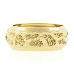 Vintage 14K Gold .28 ctw Round Pave Diamond Wide Nugget Finish Solitaire Band Ri