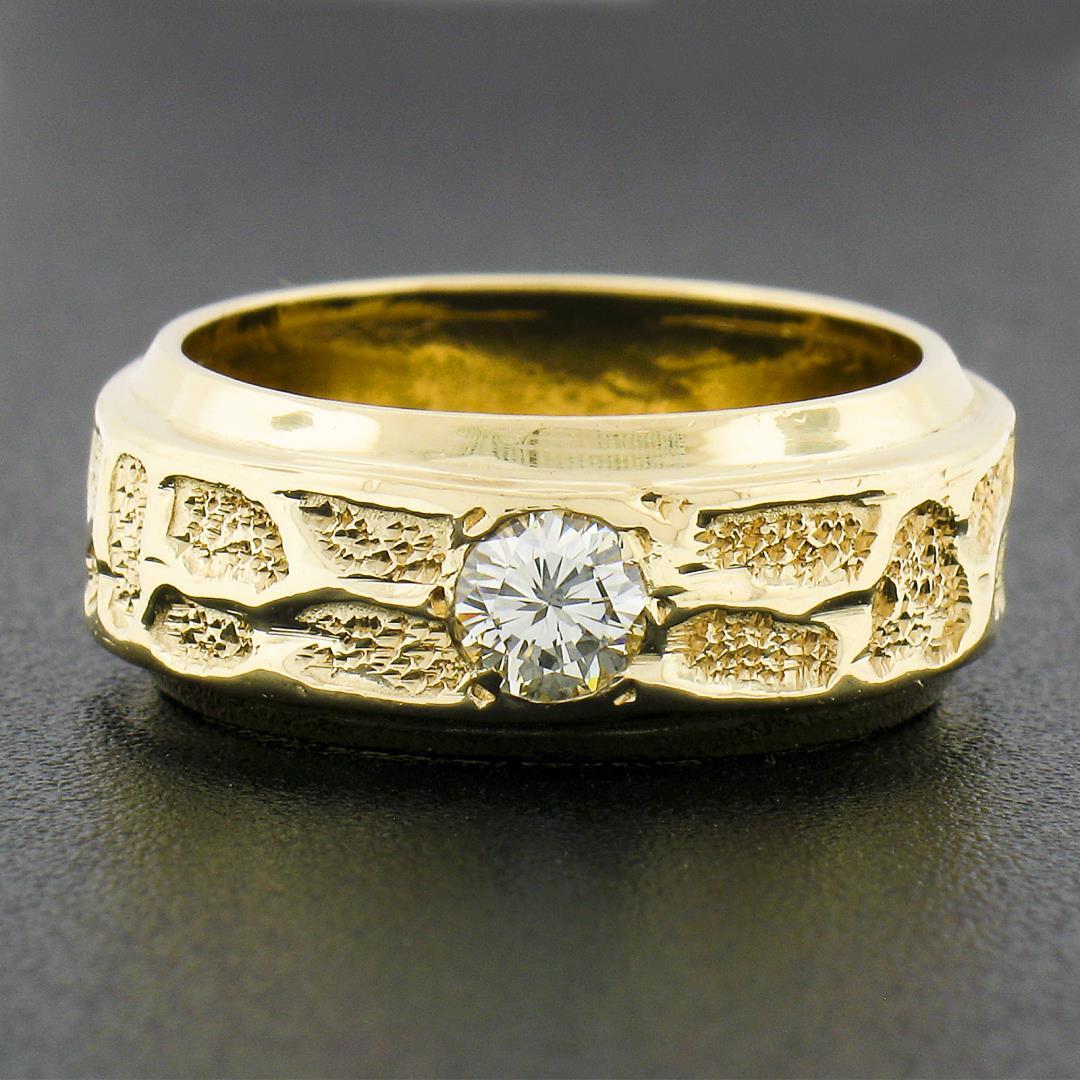 Vintage 14K Gold .28 ctw Round Pave Diamond Wide Nugget Finish Solitaire Band Ri