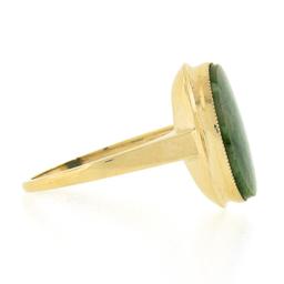 10K Gold Milgrain Bezel Set Oval Cabochon Jade Polished Simple Solitaire Ring