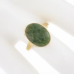 10K Gold Milgrain Bezel Set Oval Cabochon Jade Polished Simple Solitaire Ring