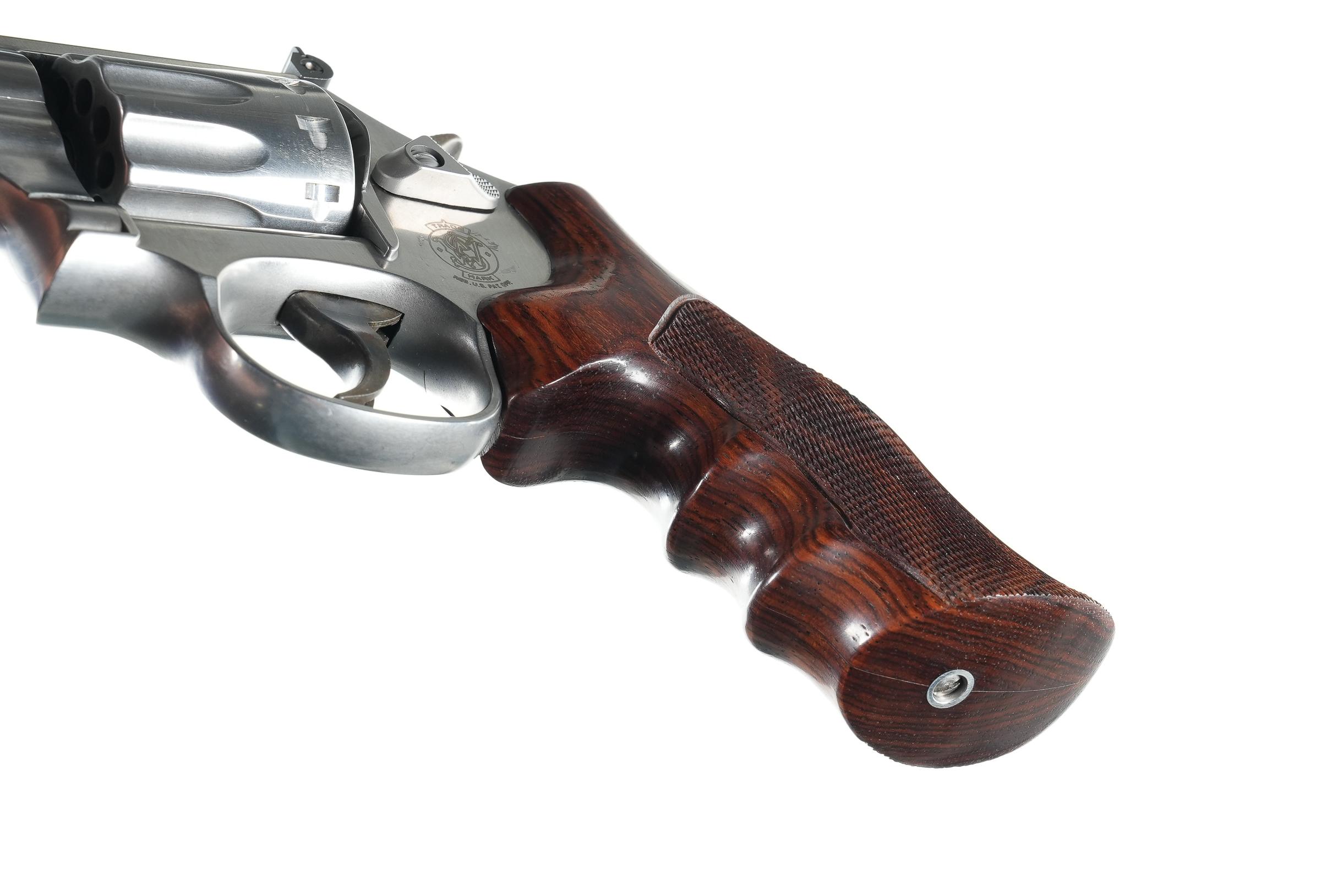 Smith & Wesson 617-6 Revolver .22 lr