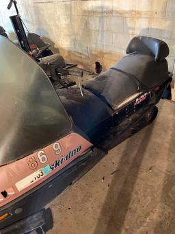 1991 Ski-doo Safari Snowmobile 1991
